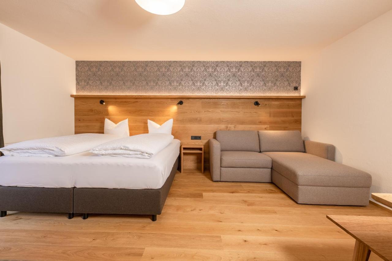 Pension Gulla - Ferienhaus Appartements B&B Neustift im Stubaital Exterior foto